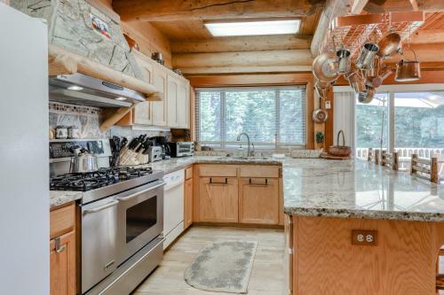 Regatta Chalet