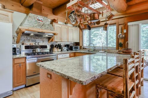 Regatta Chalet