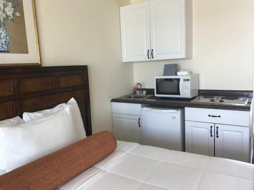 Hotel Ocean Surf Resort