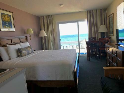Hotel Ocean Surf Resort