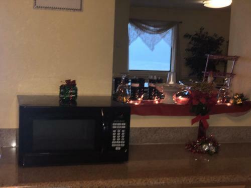 Executive Garden Titusville Hotel