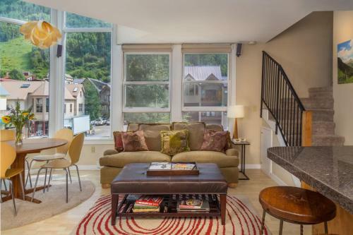 Mountain View Penthouse