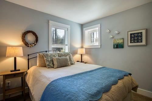 Dreaming Out Loud Two-bedroom Home
