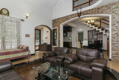 Whitehouse Homestay