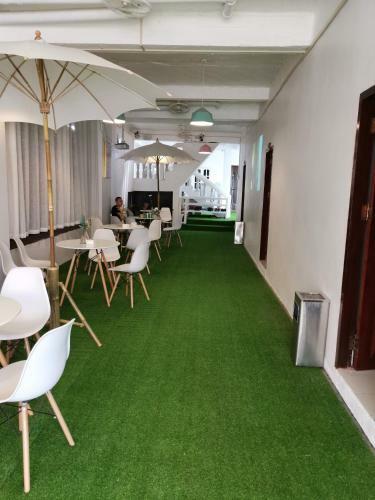 Hotel V V Guesthouse