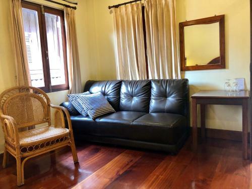 Hostal Peninsula Villas