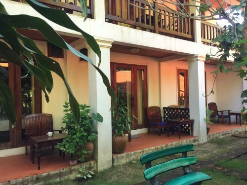 Hostal Villa Sayada