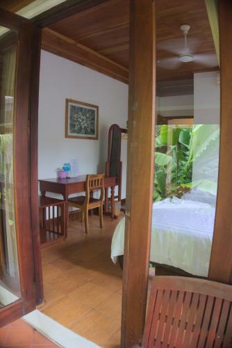 Hostal Villa Sayada