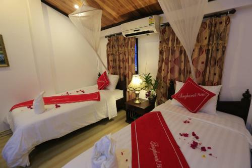 Bed & Breakfast The Art - Singharat Guest House