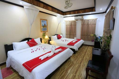 Bed & Breakfast The Art - Singharat Guest House