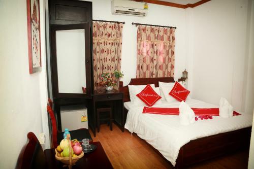 Bed & Breakfast The Art - Singharat Guest House