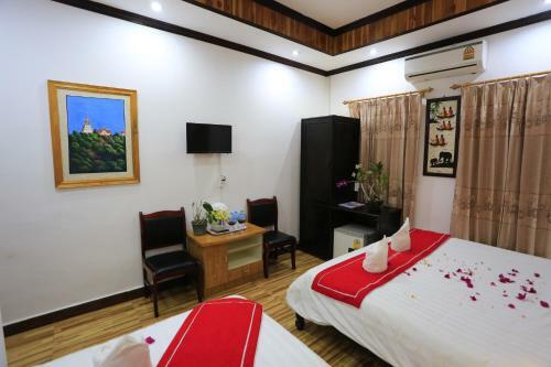 Bed & Breakfast The Art - Singharat Guest House