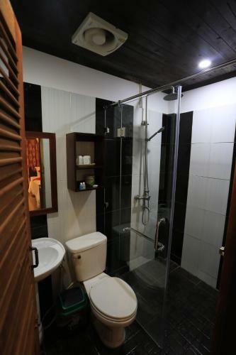Bed & Breakfast The Art - Singharat Guest House