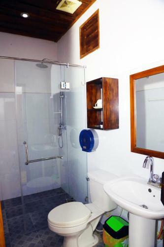 Bed & Breakfast The Art - Singharat Guest House