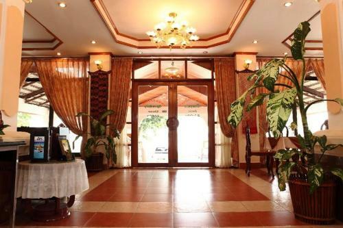 Hostal Nalinthone Guesthouse