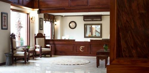 Hotel Capitol Residence