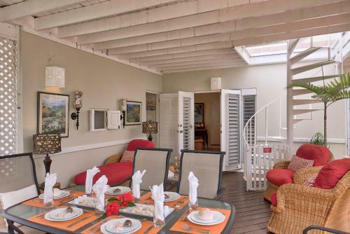 Dreamin Villa