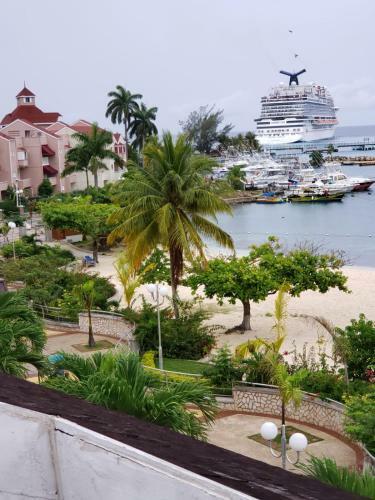 Apartment Ocho Rios