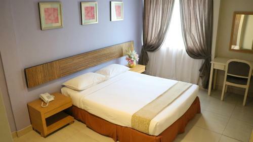 Legallery Suites Hotel