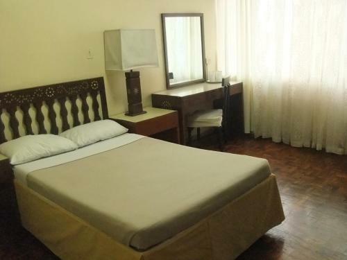 Manila Manor Hotel