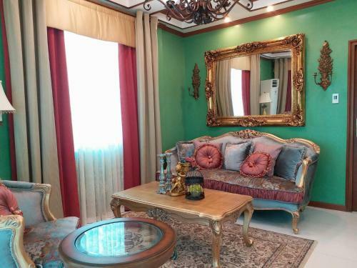Lee Boutique Hotel