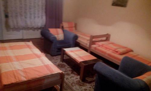Hostel King