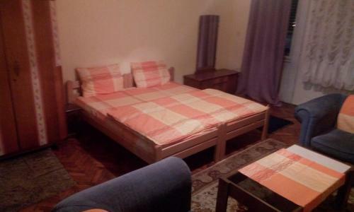 Hostel King