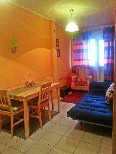 Apartment Boulevard