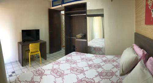 Apartamento Costeira Praia - Belo Flat II (115)