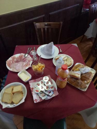 Bed & Breakfast London Caf�