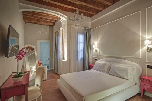 Hostal Residenza D'epoca Borgo Albizi