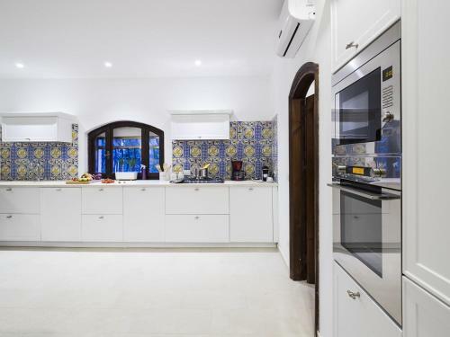 Fontane Bianche Villa Sleeps 12 Pool Air Con Wifi
