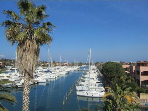 Apartamento Baia Dei Delfini