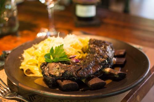 Agroturismo La Casona At Matetic Vineyards