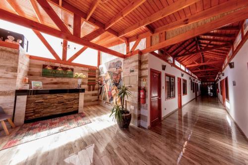 Yakana Hotel