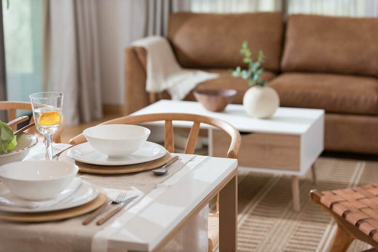 Zip Apartments