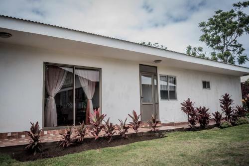 Hostal Y Caba�as Aorangi