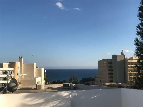 Amathusia Beach Apartment