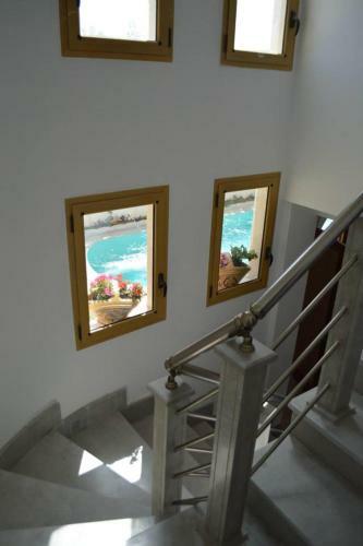 Hostal Cap Blanc Guest House