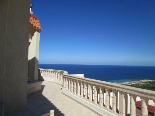 Hostal Cap Blanc Guest House