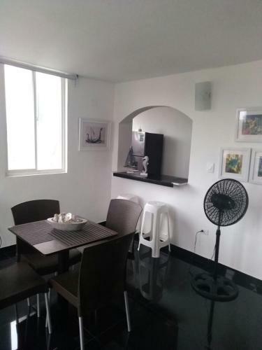 Apartamento Edificio Sarie Bay