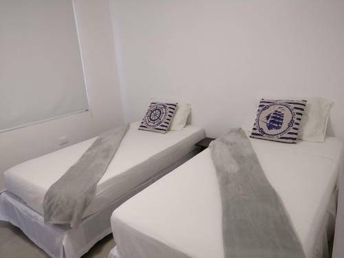 Hostal Da Black Almond