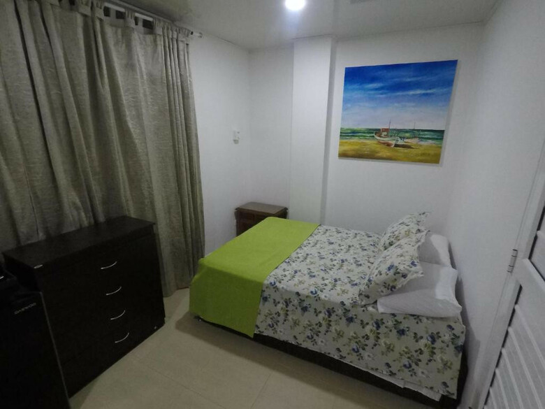 Hotel Hostal Olas