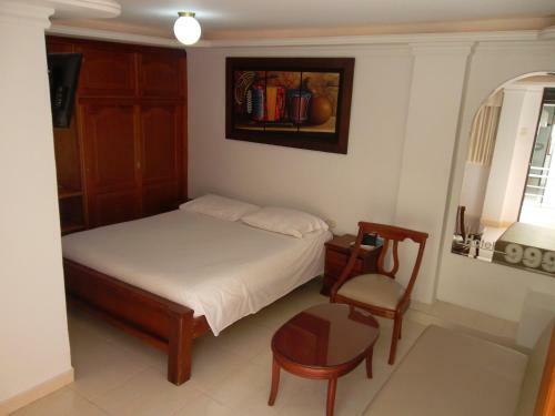Hotel 999