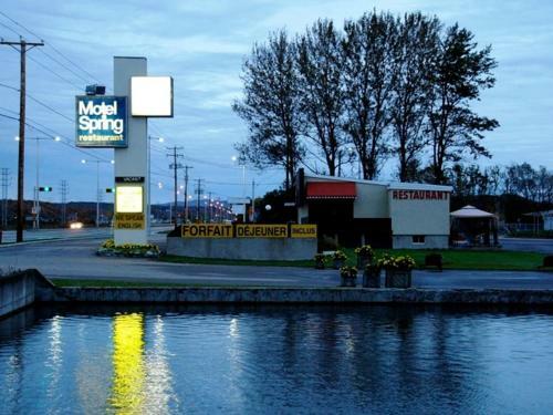 Motel Spring