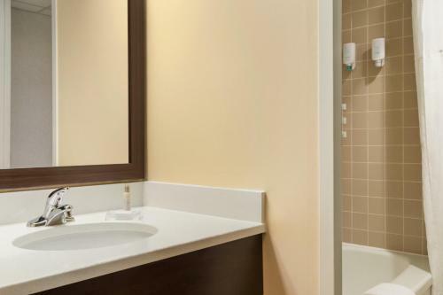 Hotel Travelodge By Wyndham Sydney