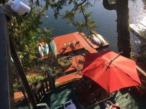 Long Lake Waterfront Bed And Breakfast
