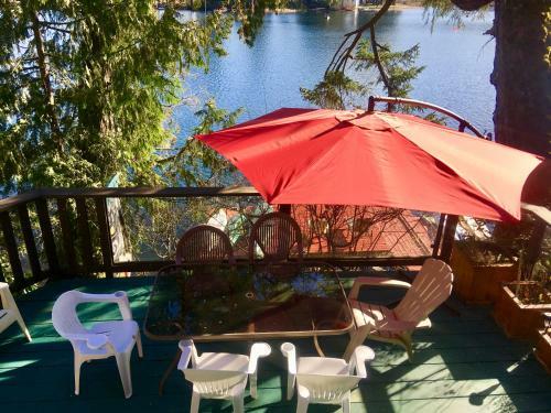 Long Lake Waterfront Bed And Breakfast