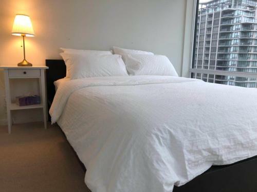Apartamento Richmond Condo Airport
