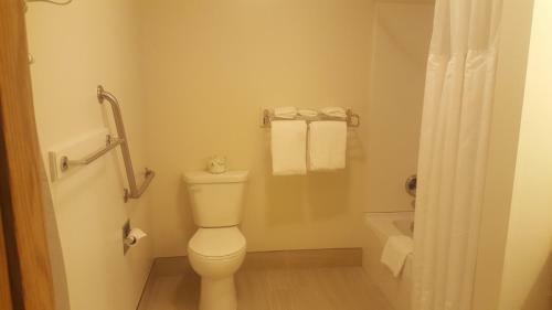 Surestay Plus Hotel By Best Western Salmon Arm